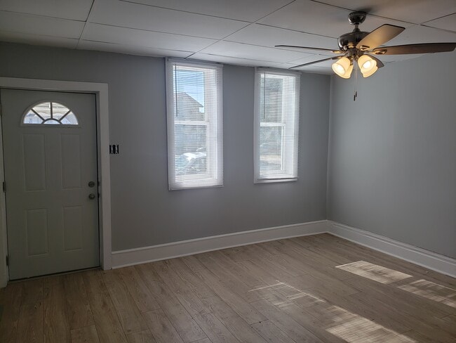 Front Bedroom - 1843 Bank St