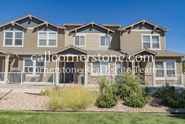 Primary Photo - 1092 Petra Heights