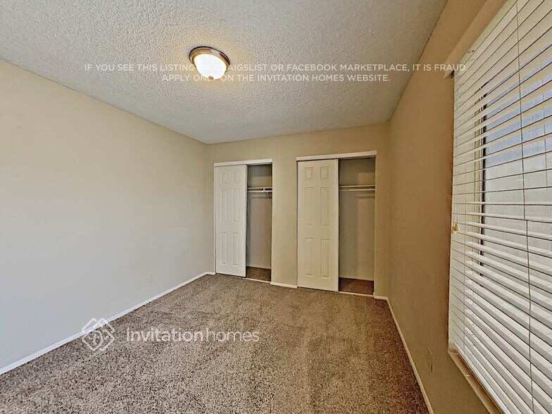 Building Photo - 13020 N 55th Dr