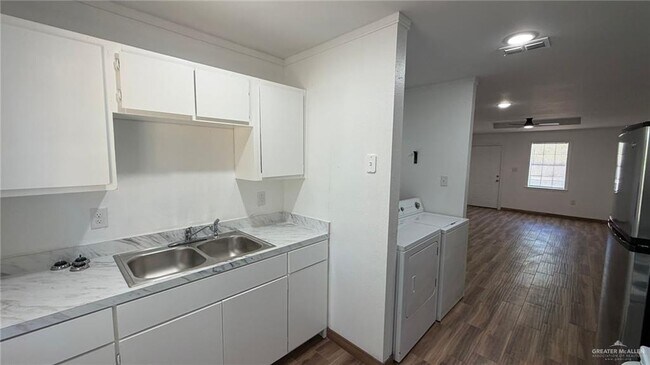 Building Photo - 11 W Mile 17 1/2 Rd
