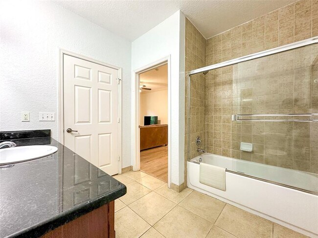 Building Photo - 1351 Tuscan Terrace