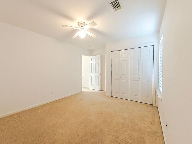 Building Photo - Grovetown Home!