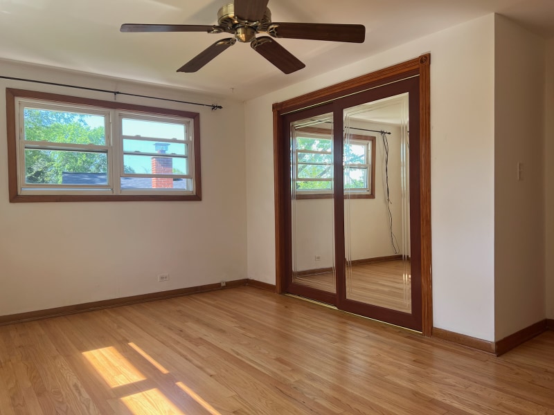 Building Photo - 2403 N Verde Dr