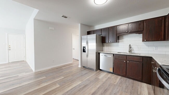 Building Photo - AMAZING REMODELED DUPLEX BY FORT HOOD!!!!