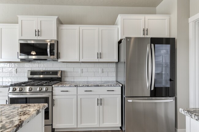 Building Photo - 8480 E Drover Loop