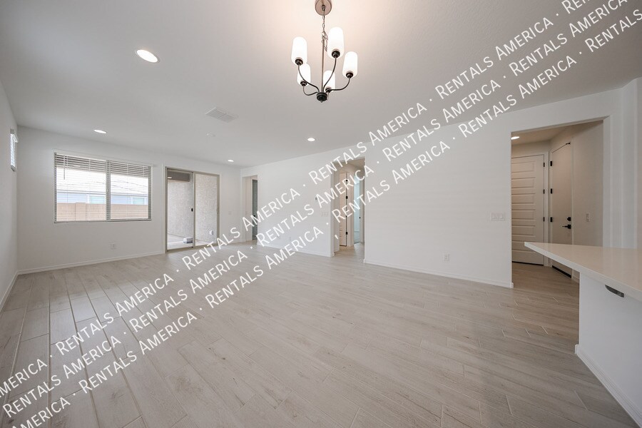 Building Photo - 8725 W Windsor Blvd