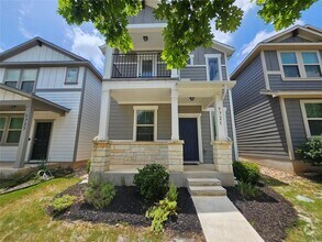 Building Photo - 1721 Artesian Spgs Xing