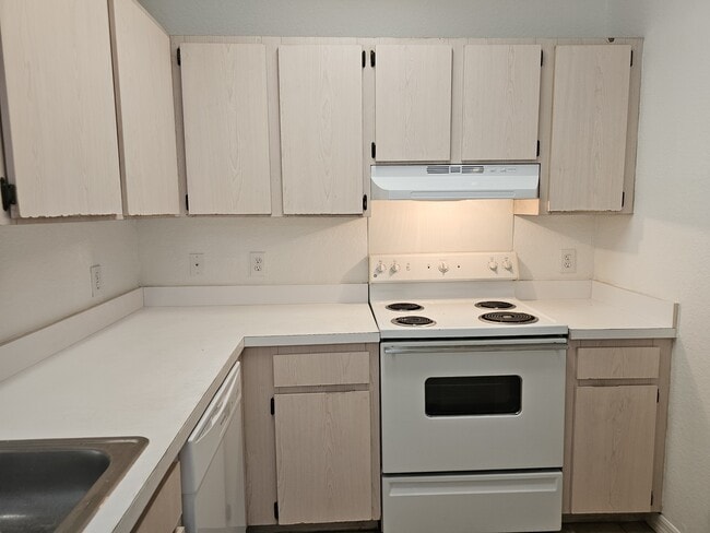 Building Photo - 13235 Sanctuary Cove Dr