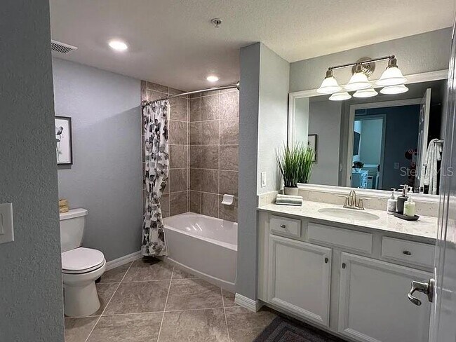 Building Photo - 12565 Ghiberti Cir