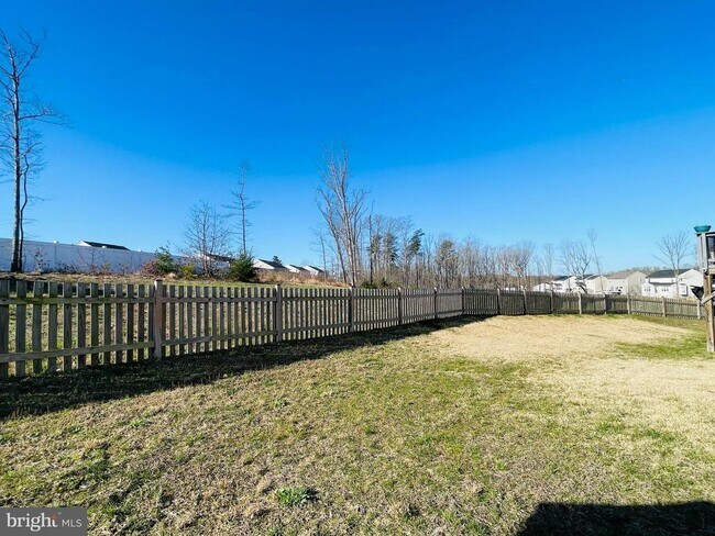 Building Photo - 73 Wellspring Dr