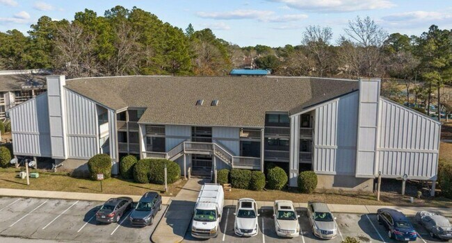 Building Photo - Resort-Style Waterfront Living in Fairfield Harbour! * Beautiful 1BR Condo in Marina Community!