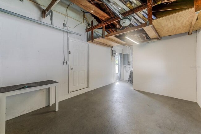 Building Photo - 5244 35th Terrace N