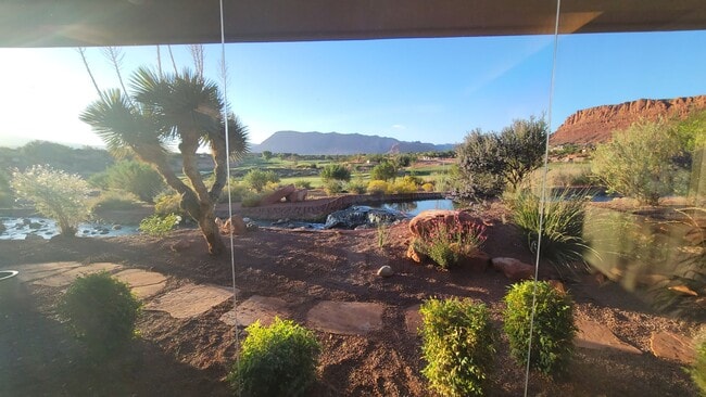 Building Photo - Paiute Springs at Entrada on Golf Course & FURNISHED!! 6-8 month lease available!