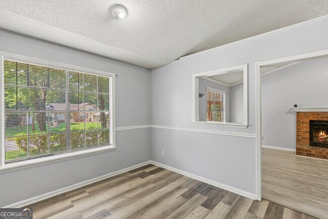 Building Photo - 991 Brandon Hill Way