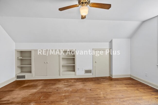 Building Photo - 3 Bedroom 2 Bath in Farmville!