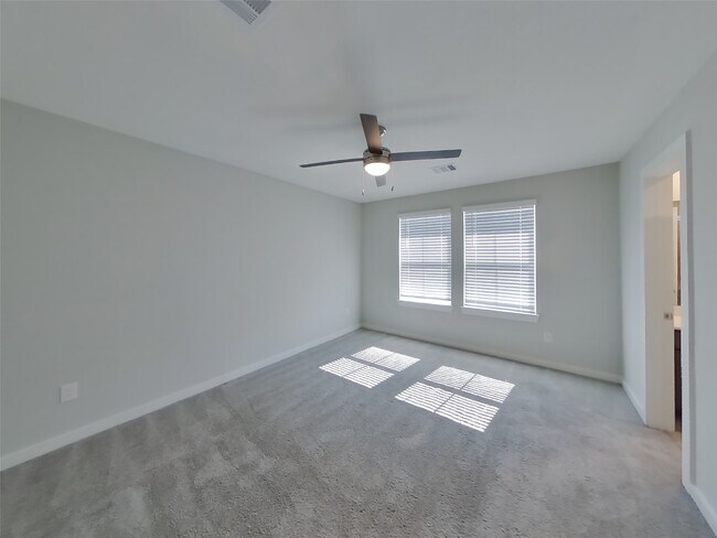 Building Photo - 22857 Terrazzo Dr