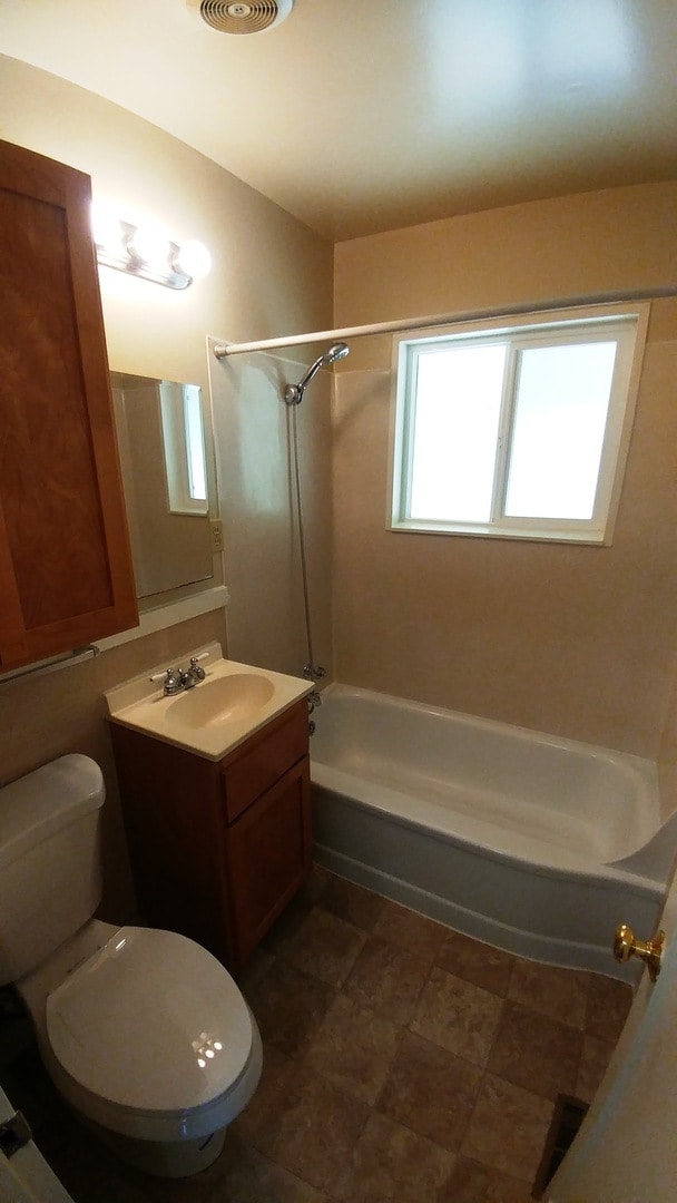 Building Photo - 1556 McKinley St