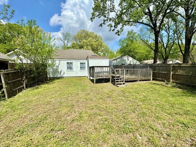 Building Photo - 4627 Buffer Dr