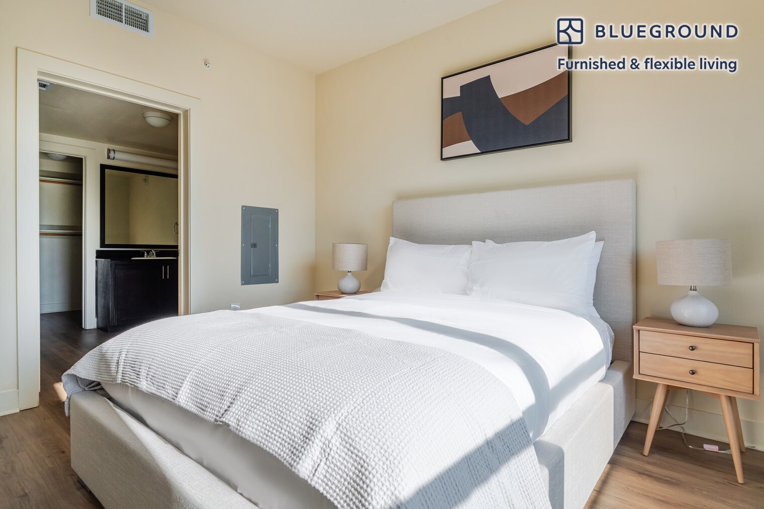 Building Photo - 3100 Esperanza Crossing