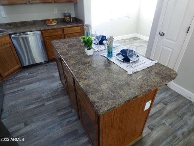 Building Photo - 1927 N 78th Dr