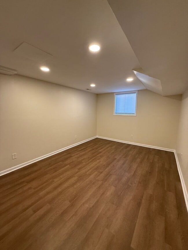 Building Photo - 4 Bedroom home in Ringgold