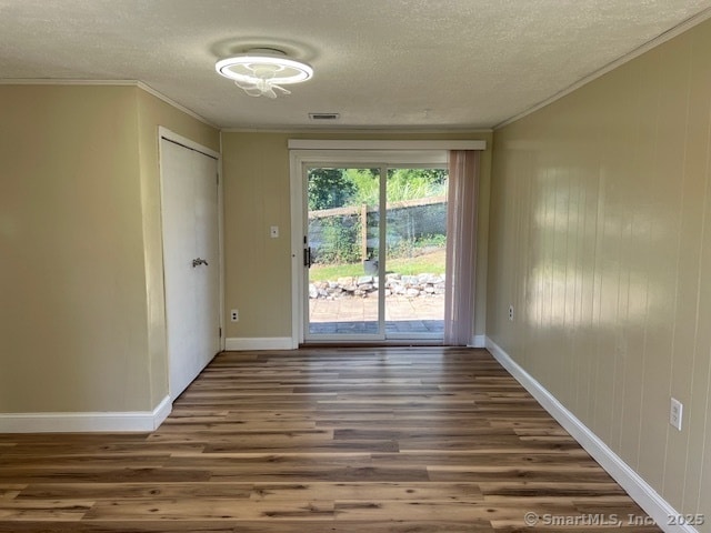 Building Photo - 121 Riverview Ave