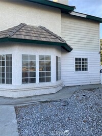 Building Photo - 632 N Birch Ave
