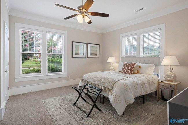 Building Photo - 4286 Sullivan St