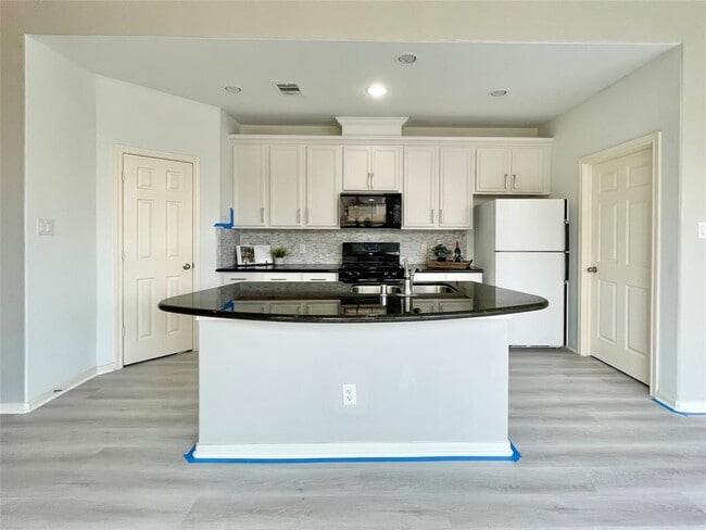 Building Photo - 3625 Standing Rock Dr