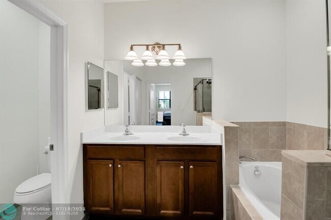 Building Photo - 8455 Lakeview Trail