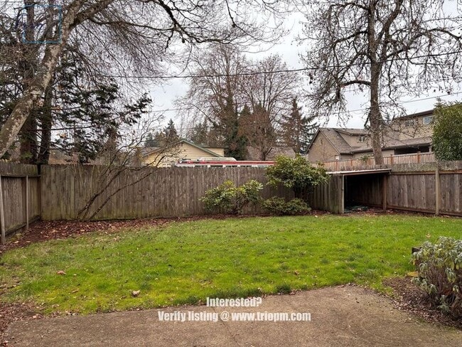 Building Photo - 1398 Corum Ave