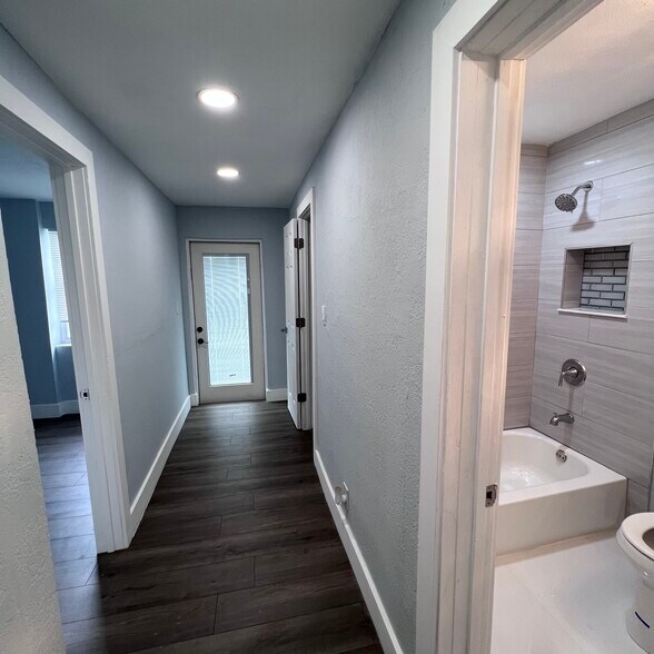 Building Photo - 2987 NW 44th St