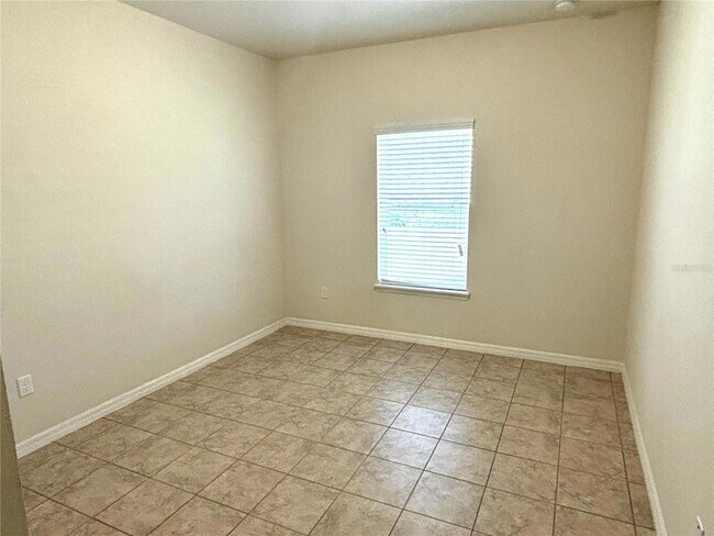 Building Photo - 19363 Fallglo Dr