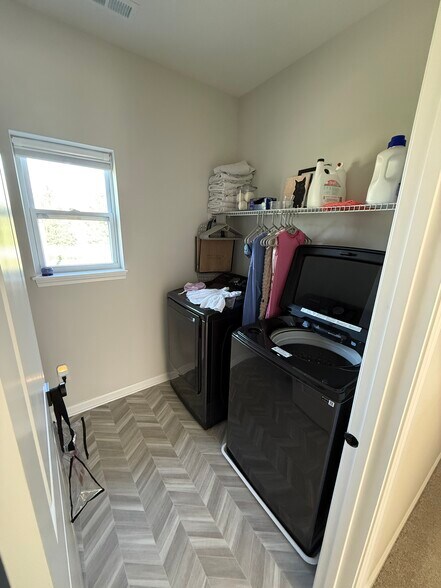 Building Photo - 12019 Gia Ct