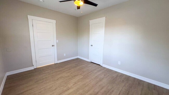 Building Photo - DL Georgia