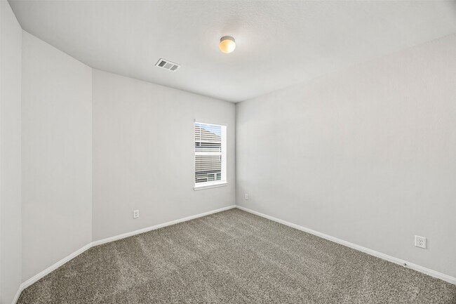 Building Photo - 3919 Faletti Dr