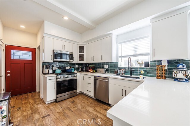 Building Photo - 3143 S Halm Ave