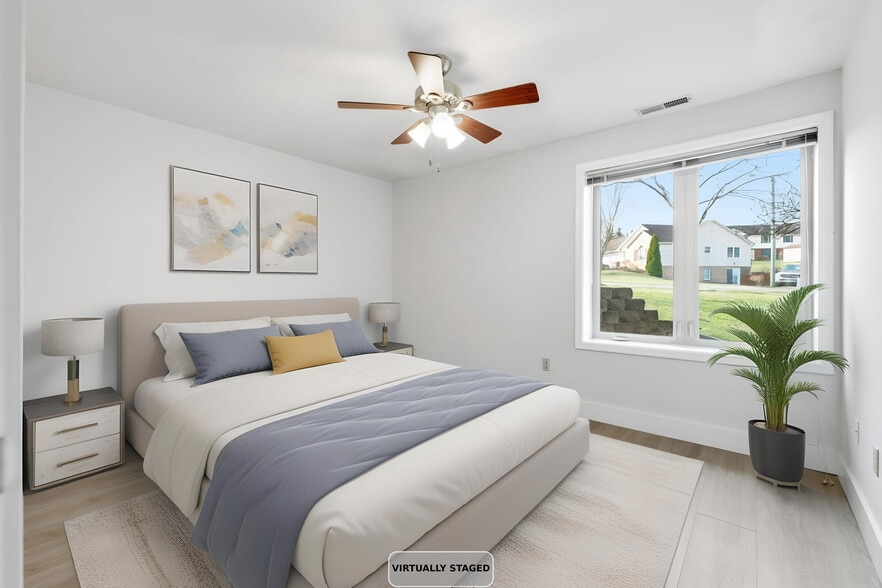 Building Photo - 1921 Ty Way Xing