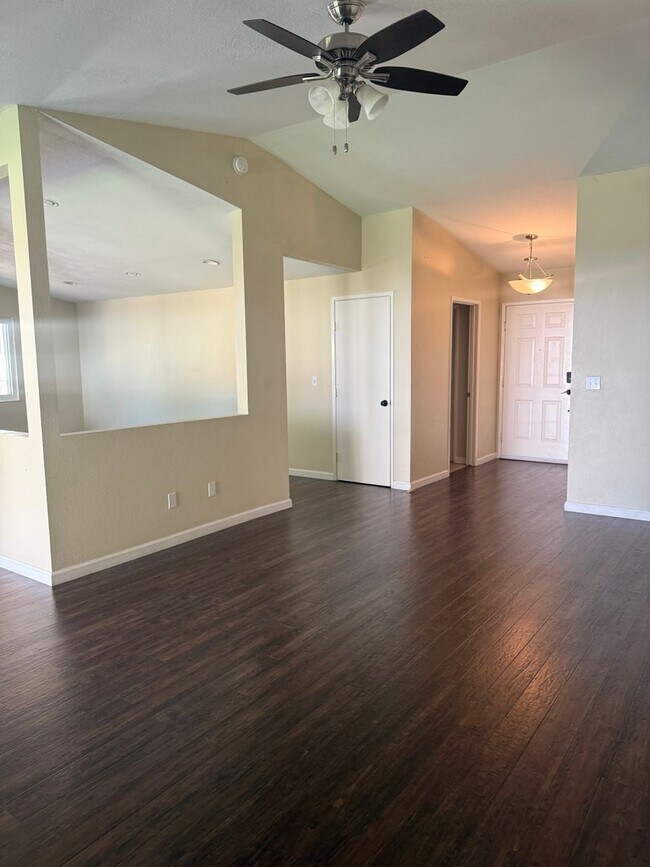 Building Photo - 4605 Rio Encantado Ln
