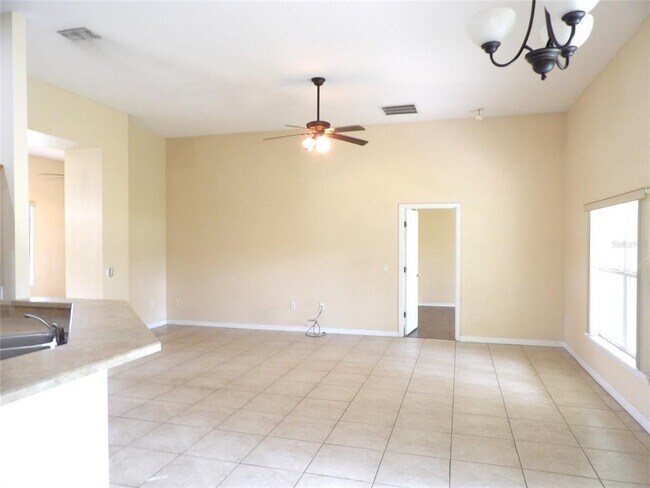 Building Photo - 3074 Bay Laurel Cir N