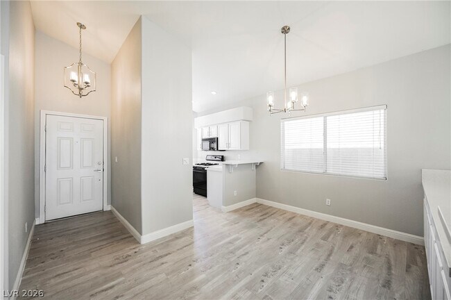 Building Photo - 490 Beaconwood St