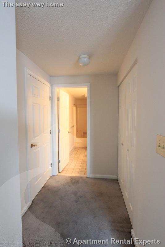 Building Photo - 175 Beacon St