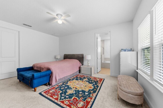 Building Photo - 479 Kingbird Dr