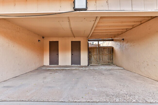 Building Photo - 1/2 Off 1st months rent