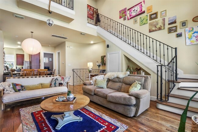 Building Photo - 1905 Summer St