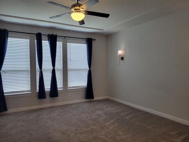 Building Photo - One-Story, 4 Bedroom Available!