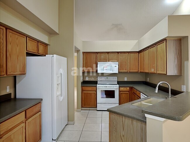 Building Photo - 4051 Boca Woods Drive