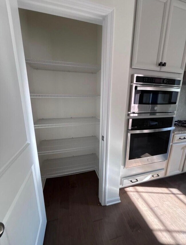 Building Photo - 4124 Poplin Grove Dr