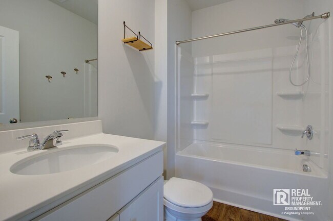 Building Photo - 113 Hillsford Ln