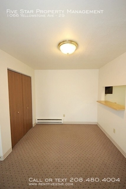 Building Photo - 1066 Yellowstone Ave